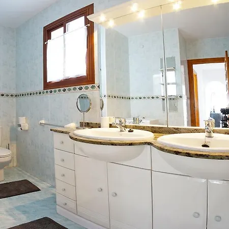 וילה Casa Zebole *
